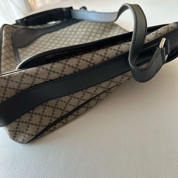 Authentic leather messenger Gucci Bag - Picture 7 of 16